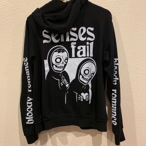 Senses fail unisex hoodie size medium. Fuzzy
